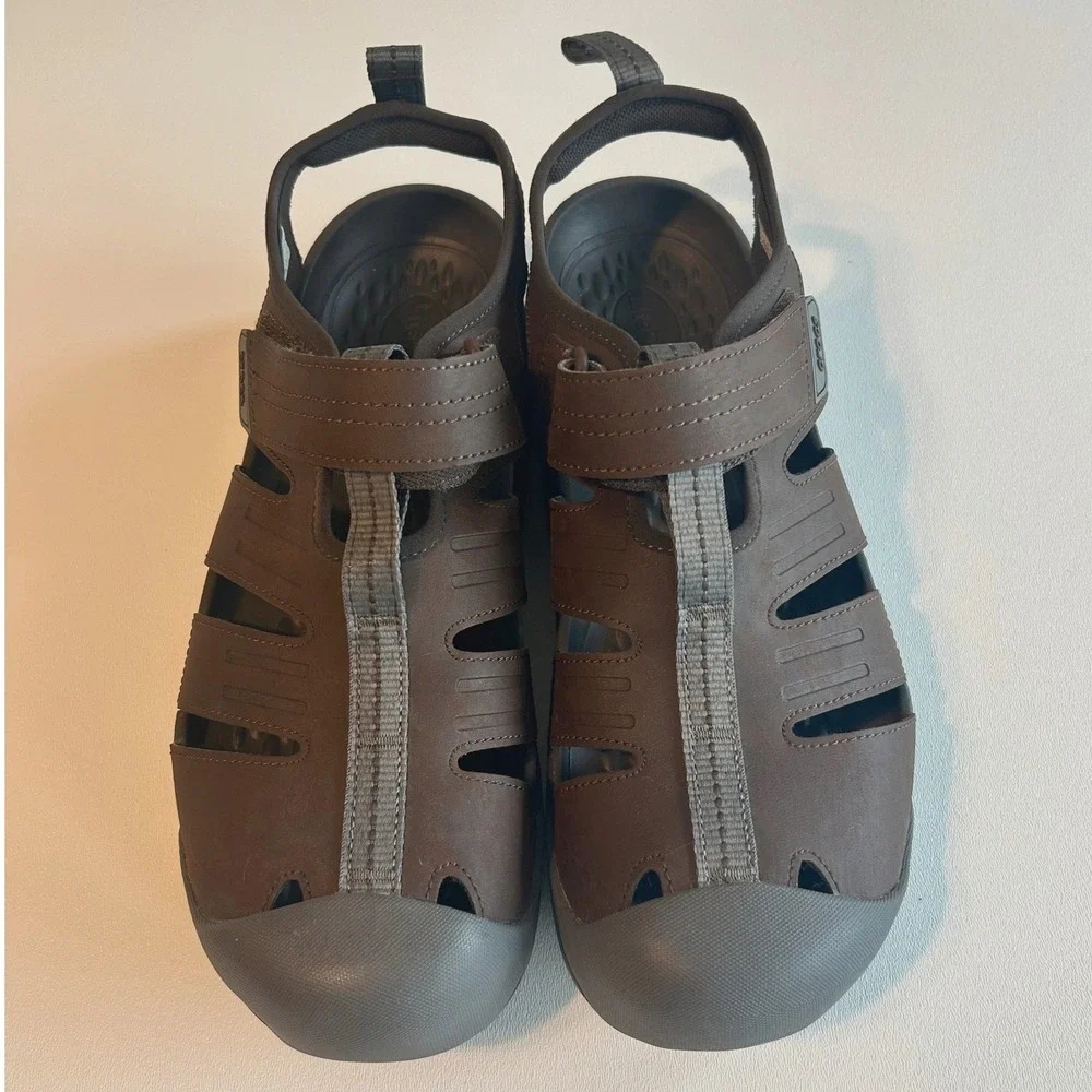 Crocs Mens Yukon Fisherman Sandals Brown Size 12